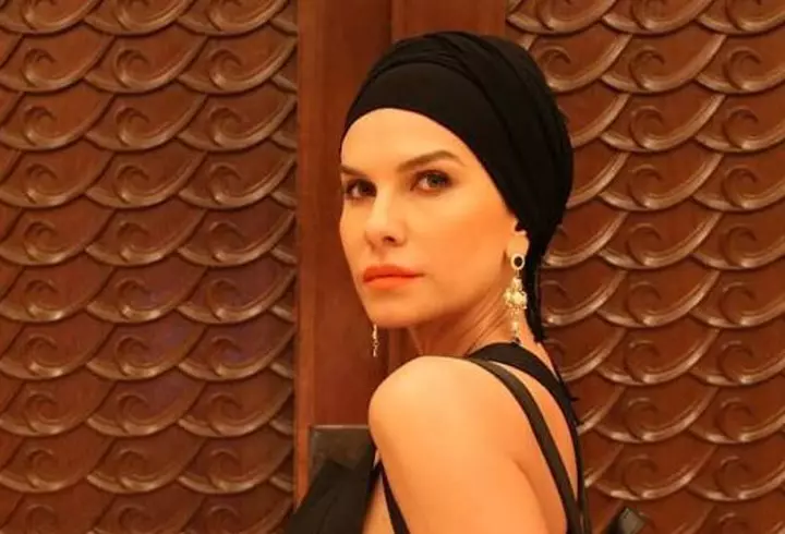 Oana Andoni este din nou mămică, după o sarcină ţinută secret. Primele declaraţii ale vedetei Pro TV