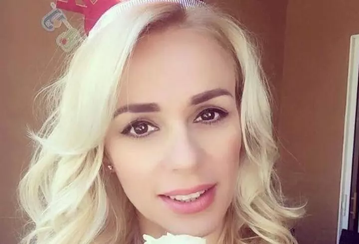 Alexia Eram s-a apucat de cântat. Cum sună prima melodie a fiicei Andreei Esca