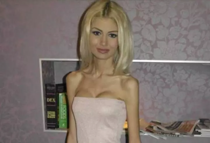 Demi Moore a dezvăluit cine a violat-o când avea 15 ani. Bărbatul a „cumpărat-o” cu 500 de dolari de la mama ei