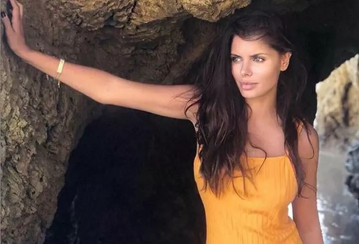 Anca Serea și Adi Sînă și-au cumpărat vilă cu două etaje. Imagini din casa lor