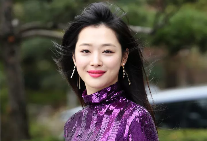 Alexia Eram s-a apucat de cântat. Cum sună prima melodie a fiicei Andreei Esca