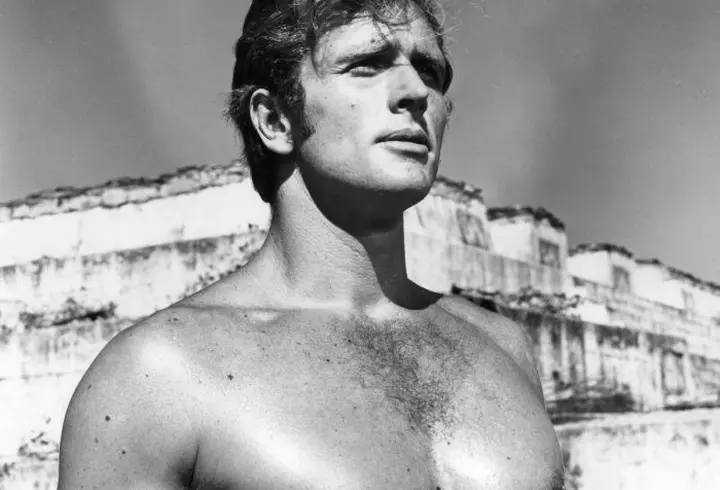 Bella Hadid a fost desemnată cea mai frumoasă femeie din lume! Modelul a surclasat-o pe Beyoncé