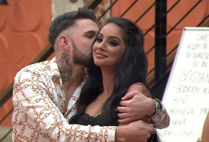 Asia Express sezonul 3 a început. Cele 9 echipe au pornit pe Drumul Comorilor