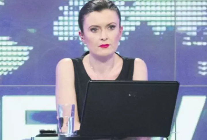 Mit sau adevăr: se poate alăpta cu implanturi mamare? Andreea Mantea a încercat și a reușit fără probleme