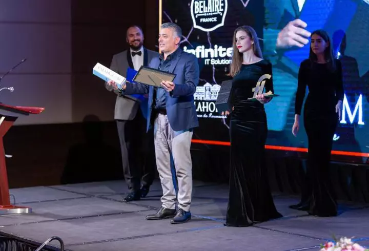 Anamaria Preda a leşinat după ce a citit testamentul tatălui ei. Fiica lui Aurelian Preda se află la spital!