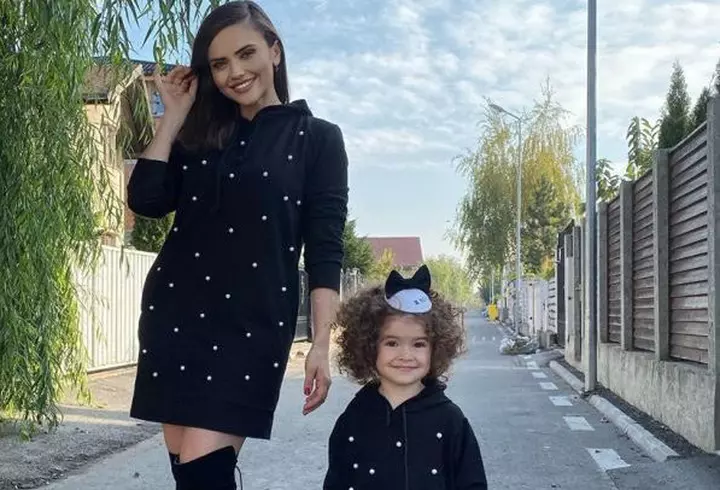 Lavinia Pîrva, în colanți la șase luni după ce a născut. A slăbit spectaculos! / Prima fotografie alături de Ștefan Bănică, de când au devenit părinți