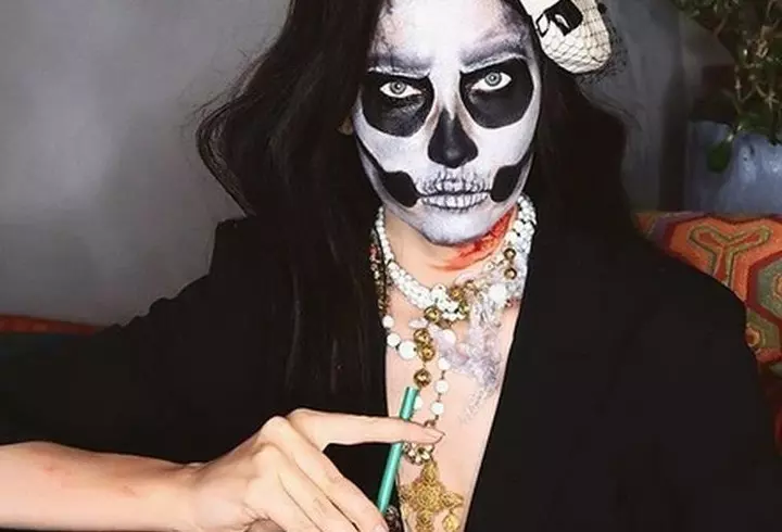 Mit sau adevăr: se poate alăpta cu implanturi mamare? Andreea Mantea a încercat și a reușit fără probleme