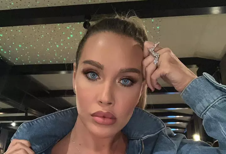 Vă mai aduceți aminte de Cosmina Păsărin? Cum arată vedeta la 37 de ani și cu ce se ocupă de când n-a mai apărut la TV