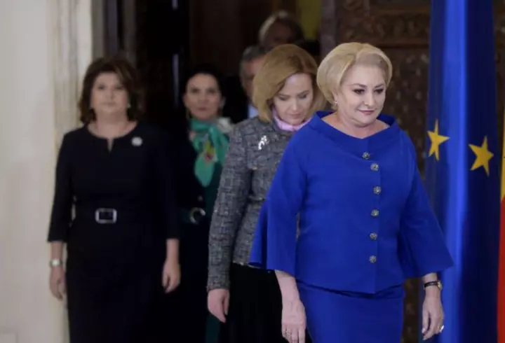 Trucurile care te ajută să scapi de pofta de dulce. Slăbeşti rapid şi sănătos!