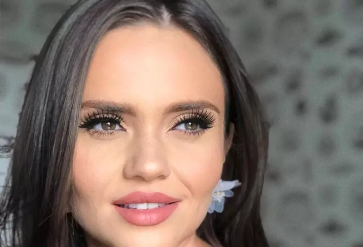 Irina Rimes are un nou iubit. Prima imagine cu cel care o face să zâmbească din nou