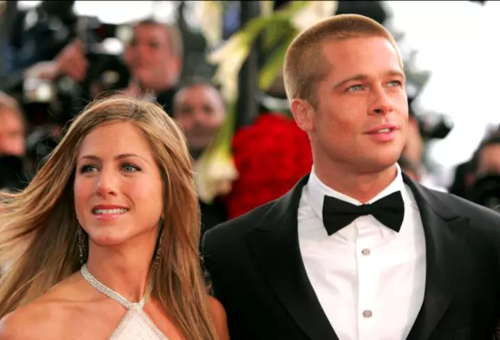 Ștefania Urecheatu de la Mireasa, bătută și tunsă de fostul iubit. Totul ar fi pornit de la Jador