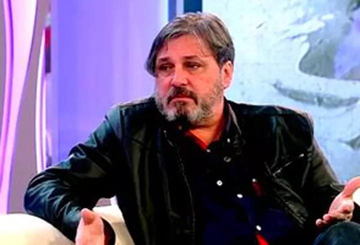 Adrian Minune și-a făcut cadou un Lamborghini de 400.000 de euro! Bolidul arată ca din filmele SF