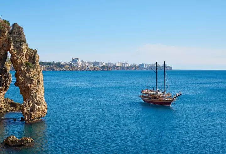 (P) Stațiuni din Antalya unde să evadezi vara viitoare