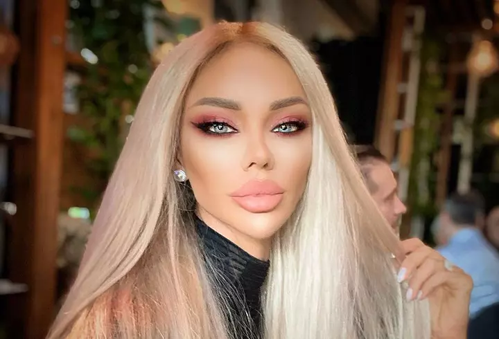 Imagini din cabina concurentelor de la „Bravo, ai stil! Celebrities”. Cum au fost surprinse fetele înainte de show