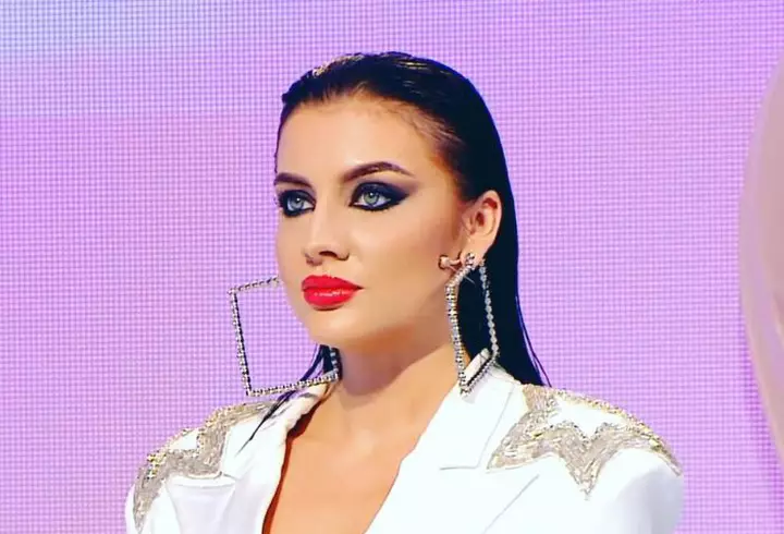 Ce simpatic este băiețelul lui Adrian Mutu la aproape 3 ani! Sportivul și soția sa și-au dus copilul în vacanță