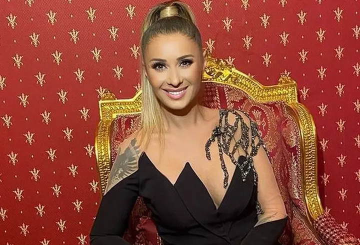 Drama ultimelor luni din viața Cristinei Țopescu: "Intrase într-o depresie, nu avea serviciu!"/A murit în somn, alături de cățeii ei, așa cum și-a dorit mereu!