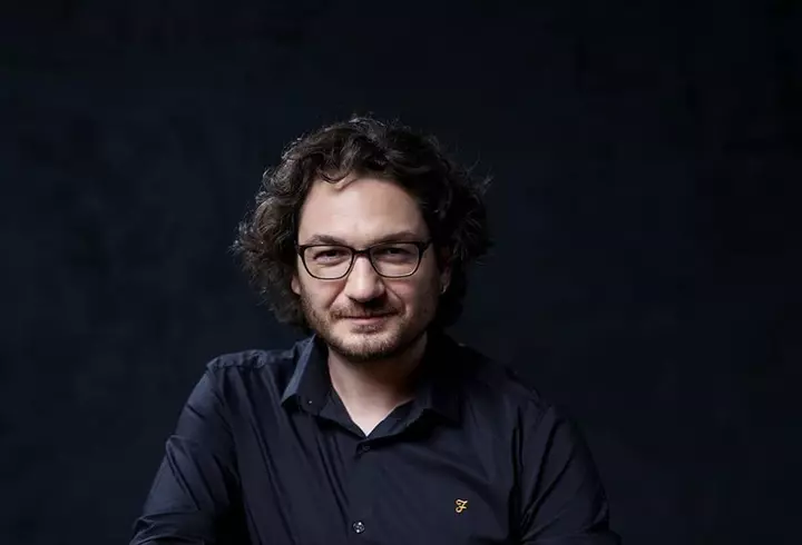 Laurette a luat o decizie radicală după umilințele la care a fost supusă fiica sa. Cum i s-a schimbat viața micuței