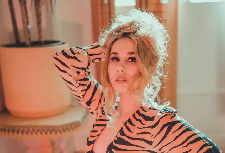 (P) Urmărește live TOMMYNOW, show-ul extraordinar marca Tommy Hilfiger pentru lansarea noilor colecții