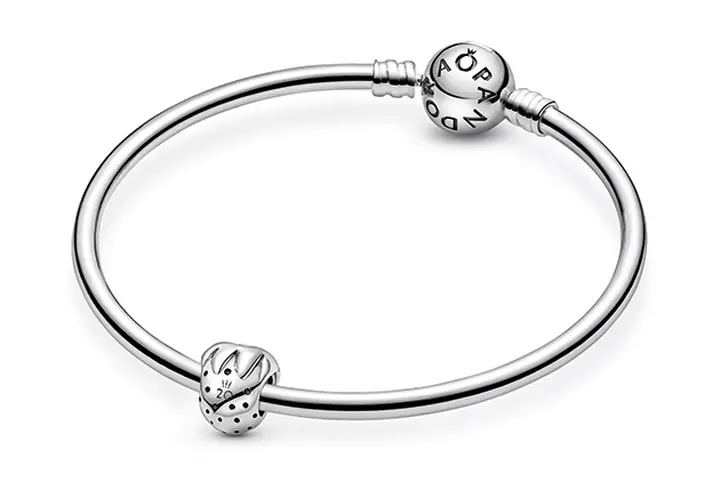 (P) 5 bluze elegante în culori tomnatice perfecte pentru a-ți îndulci fiecare ținută