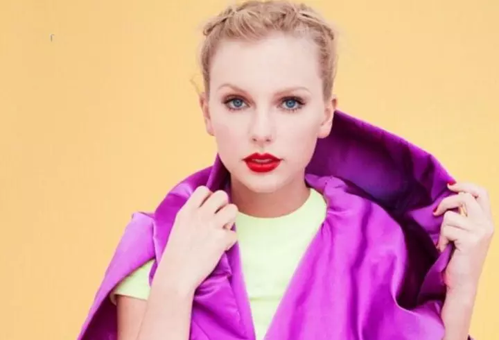 Cristina Ciobănașu, schimbare neașteptată de look! "Mi-a plăcut să fiu roșcată, dar mi-a ajuns". Ce mesaje i-au lăsat fanii, pe Instagram