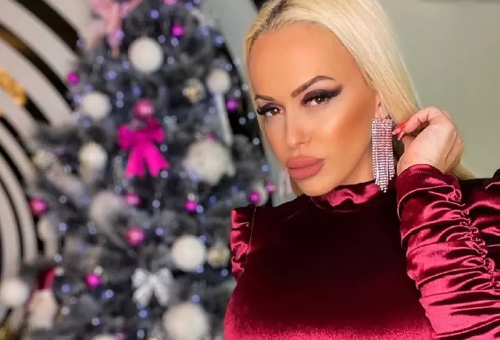 Ce nume de familie are Monica Gabor, după ce s-a măritat cu Mr. Pink. Cei doi s-au căsătorit în secret