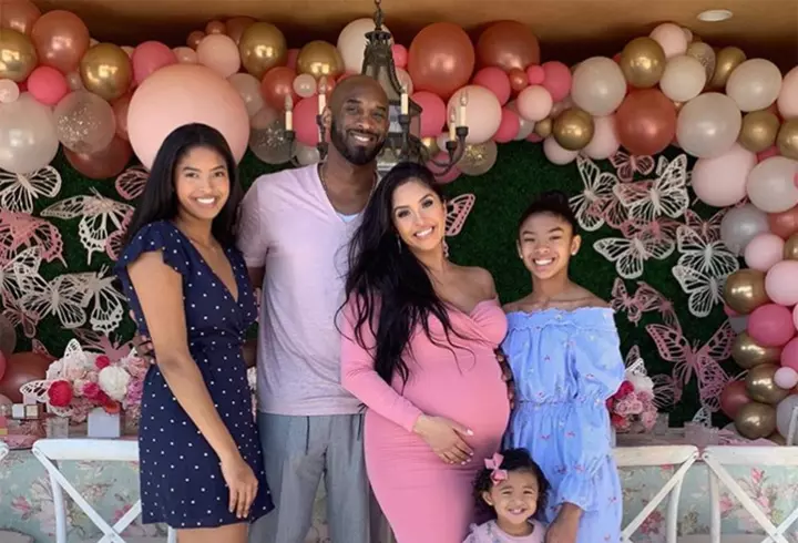 Imagini din cabina concurentelor de la „Bravo, ai stil! Celebrities”. Cum au fost surprinse fetele înainte de show