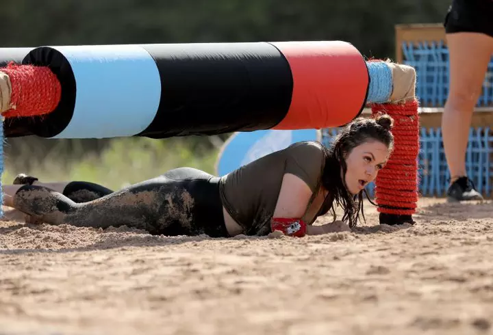 Cine este Claudia Rostaş, de la Survivor România.  Declarații cutremurătoare din orfelinatul groazei, de la Beclean. „Am luat multă bătaie”