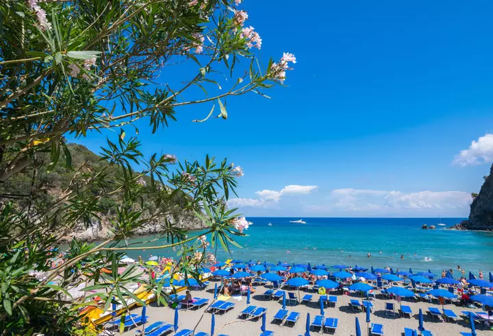 HUAWEI P40 lite, noul smartphone de la HUAWEI care ține pasul cu tendințele în modă