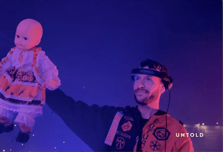 (P) Urmărește live TOMMYNOW, show-ul extraordinar marca Tommy Hilfiger pentru lansarea noilor colecții