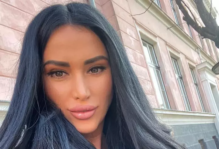 Antonia a câștigat prima bătălie cu Vincenzo Castellano, pentru custodia fetiței. Maya a venit în România: ”Te iubesc”