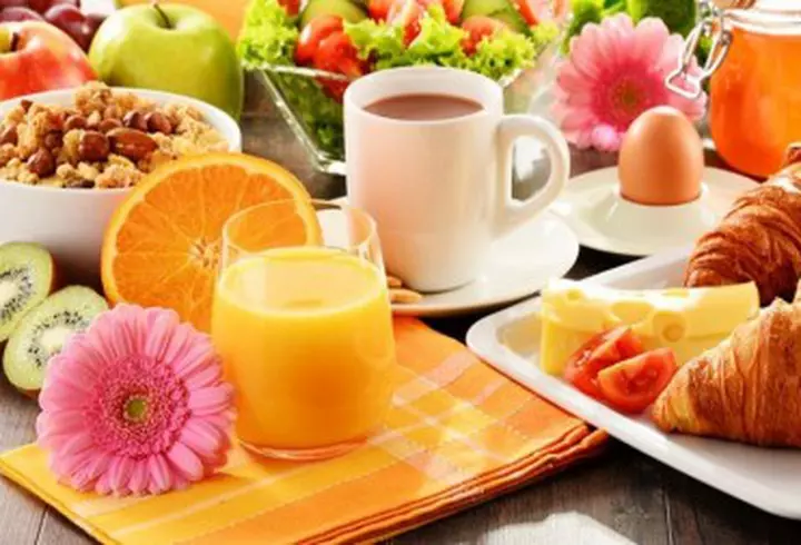 (P) Urmărește live TOMMYNOW, show-ul extraordinar marca Tommy Hilfiger pentru lansarea noilor colecții