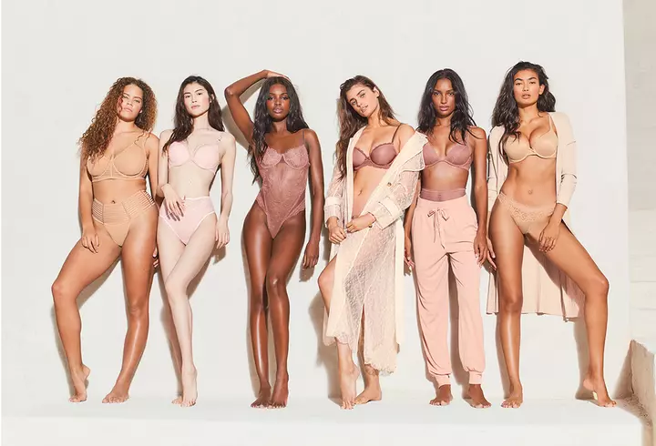 (P) 5 bluze elegante în culori tomnatice perfecte pentru a-ți îndulci fiecare ținută