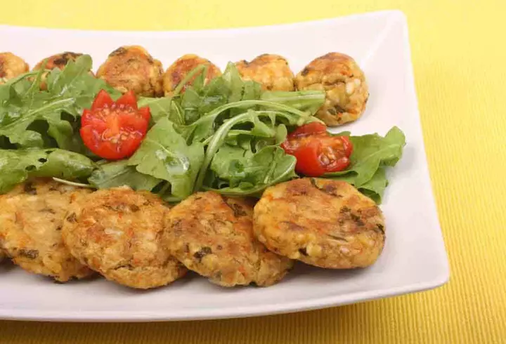 Cum știm dacă ne-am infectat cu coronavirus. Un medic din Wuhan ne învață cum să prevenim boala!