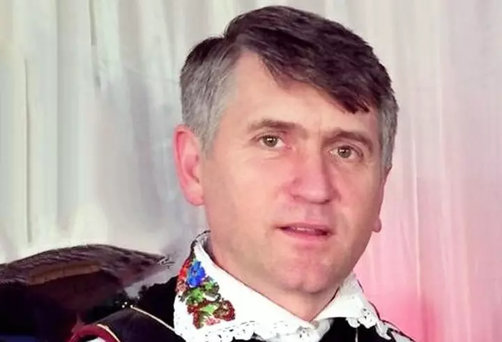 Adelina Pestrițu și Virgil Șteblea împlinesc azi 3 ani de când sunt împreună.  "Izolarea ne face să ne imaginăm cum ar fi viața cu un frățior pentru micuța noastră"