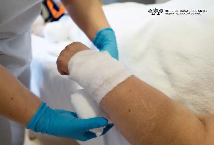 [Dă binele mai departe] Trust Motors oferă trei autovehicule Peugeot Institutului Național de Boli Infecțioase „Prof. Dr. Matei Bals”