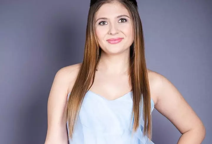 Un influencer de 21 de ani a anunțat că a fost testat pozitiv pentru coronavirus. Rezultatul vine la câteva zile după ce a lins o toaletă