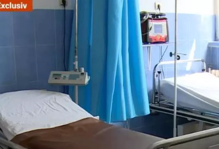 Adelina Pestrițu și Virgil Șteblea împlinesc azi 3 ani de când sunt împreună.  "Izolarea ne face să ne imaginăm cum ar fi viața cu un frățior pentru micuța noastră"