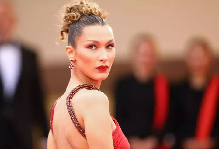 O celebră prezentatoare de știri renunță la televiziune, după 10 ani: „Aici mă opresc”