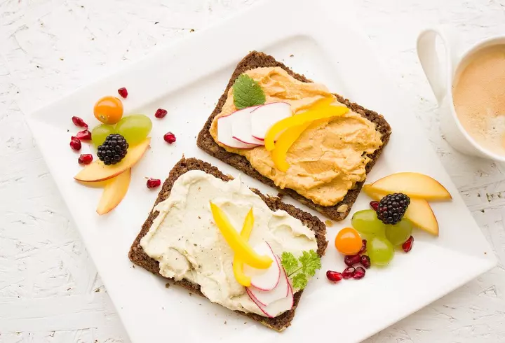 Cum știm dacă ne-am infectat cu coronavirus. Un medic din Wuhan ne învață cum să prevenim boala!