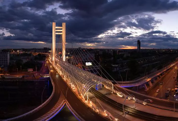 Un bărbat, recent venit din Italia a fost prins într-un autobuz din Capitală. Autoritățile i-au deschis dosar penal pentru zădărnicirea combaterii bolilor