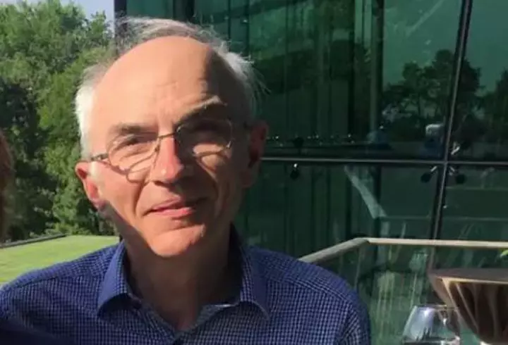 Când se redeschid mall-urile. Ministrul Economiei a făcut anunțul: "Vrem să aducem viața la normalitate mai repede"