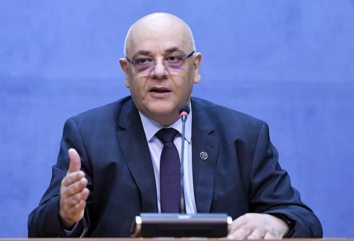 Raed Arafat se izolează la domiciliu. Măsura e valabilă pentru toți membrii Comitetului Național pentru Situații Speciale de Urgență