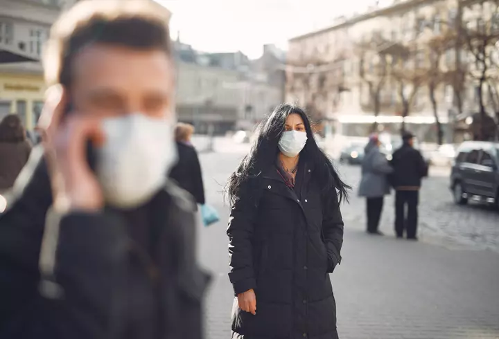 Adelina Pestrițu și Virgil Șteblea împlinesc azi 3 ani de când sunt împreună.  "Izolarea ne face să ne imaginăm cum ar fi viața cu un frățior pentru micuța noastră"