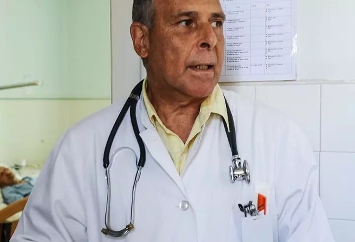 Raed Arafat se izolează la domiciliu. Măsura e valabilă pentru toți membrii Comitetului Național pentru Situații Speciale de Urgență