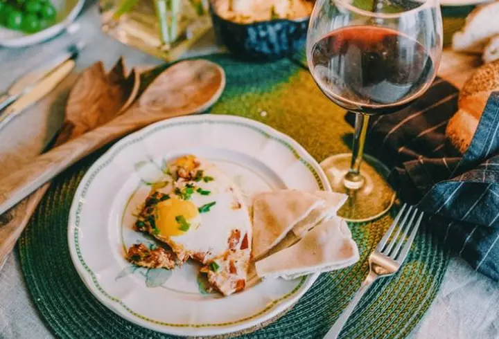 [Dă binele mai departe] Trust Motors oferă trei autovehicule Peugeot Institutului Național de Boli Infecțioase „Prof. Dr. Matei Bals”