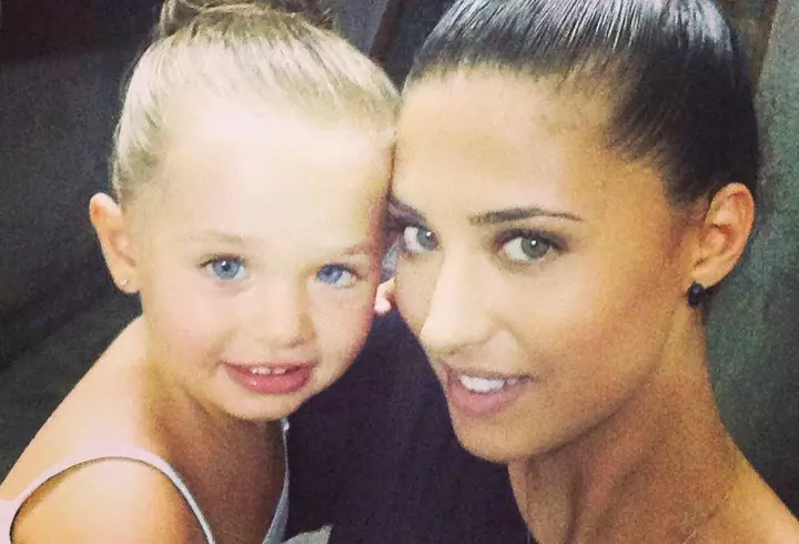 Nicoleta Dragne de la Insula iubirii este însărcinată. Primele imagini cu burtica de gravidă