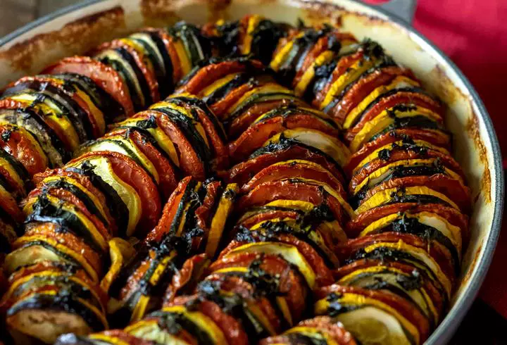 Eroii sunt printre noi! Roxana Nica, asistent medical la Serviciul de Urgență al Spitalului Județean Focșani: "Am zis că plec pe front și am simțit asta până în mijlocul inimii"/ EXCLUSIV