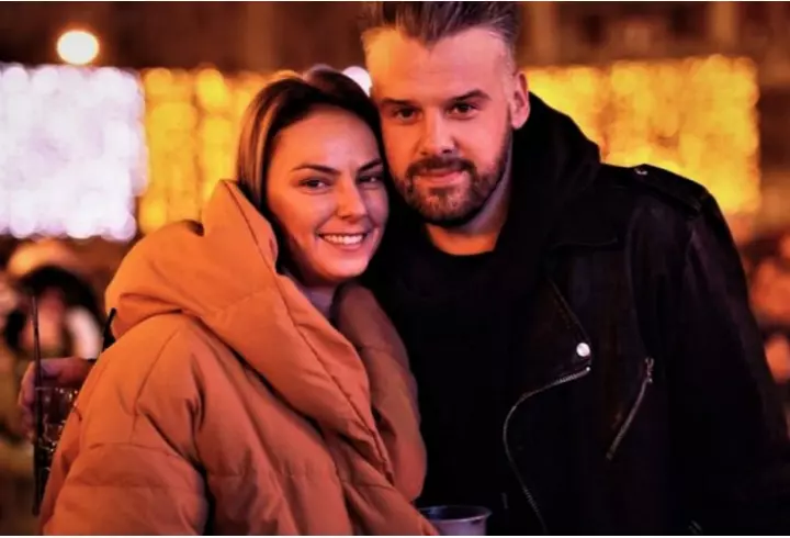 Melania Trump, într-o postură inedită. Cu lopata în mână, dar pe tocuri, Prima Doamnă a Americii plantează arbori! Imaginile au făcut înconjurul lumii