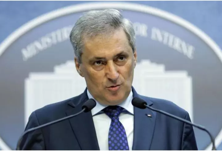 Un medic pneumolog ne învață cum să ne igienizăm nasul și gâtul acasă, pentru a preîntâmpina infectarea cu COVID-19. Atenție: unele remedii naturiste cresc șansele de a contacta virusul!