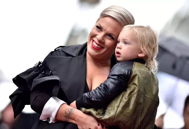 Ce mult a crescut fetița lui Vladimir Drăghia! La aproape 3 ani, Zora este încântătoare și începe să semene tot mai mult cu mama ei, Alice Cavaleru